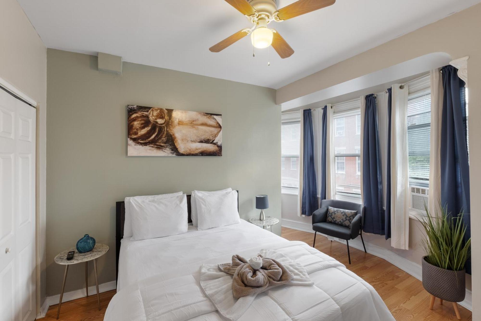 Stylish Deluxe City Flat Apartment
